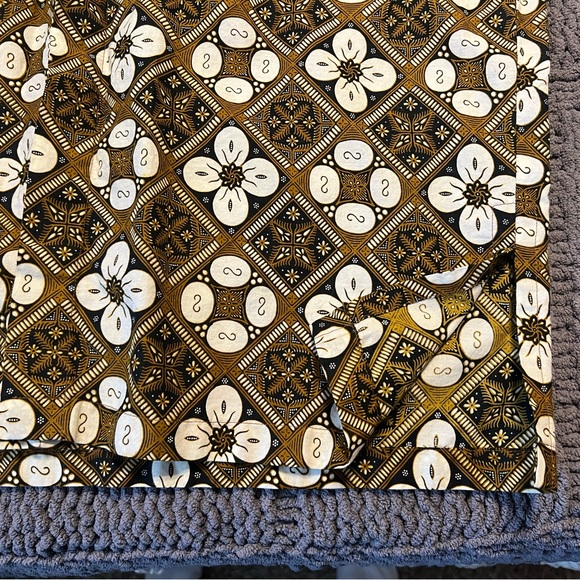 Men’s button up - Picture 4 of 8